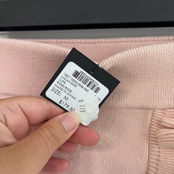 Club Monaco Knit Lucah Pencil Skirt in Rose Size Medium - Picture 4 of 5